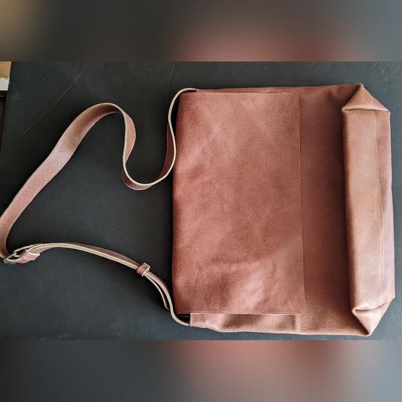 MAYKO Brown Leather Laptop Bag.